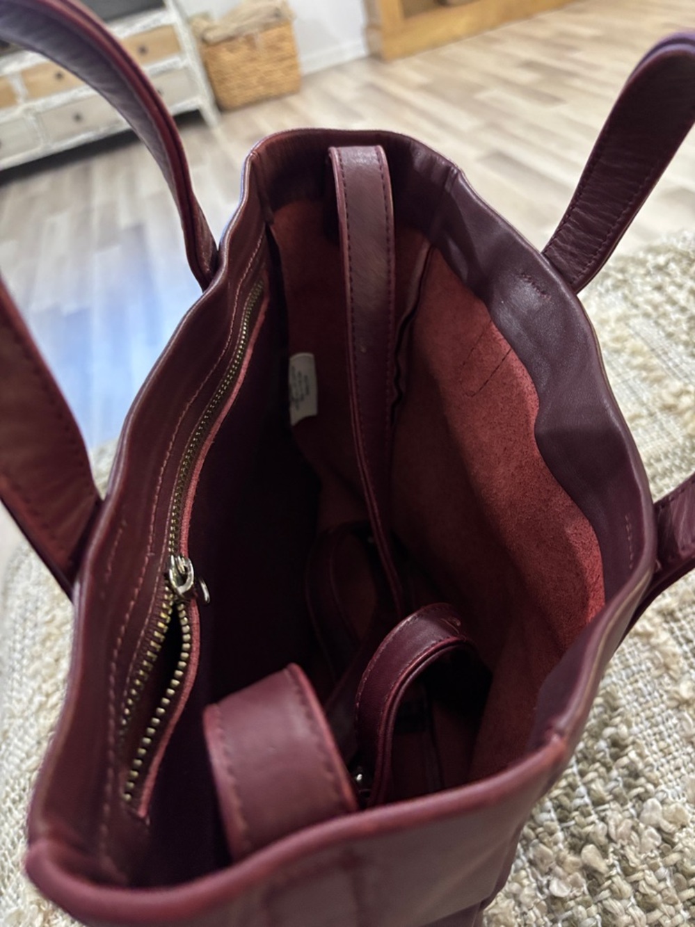 BAGGU Box Mulberry 
 Leather Top-Handle Tote Crossbody Bag - Picture 13 of 16